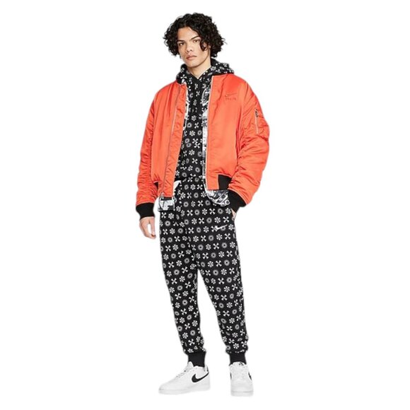 Nike Club Fleece Men's Monogram 2 PC Sweatsuit Size M Tracksuit Set Black White - Picture 1 of 9